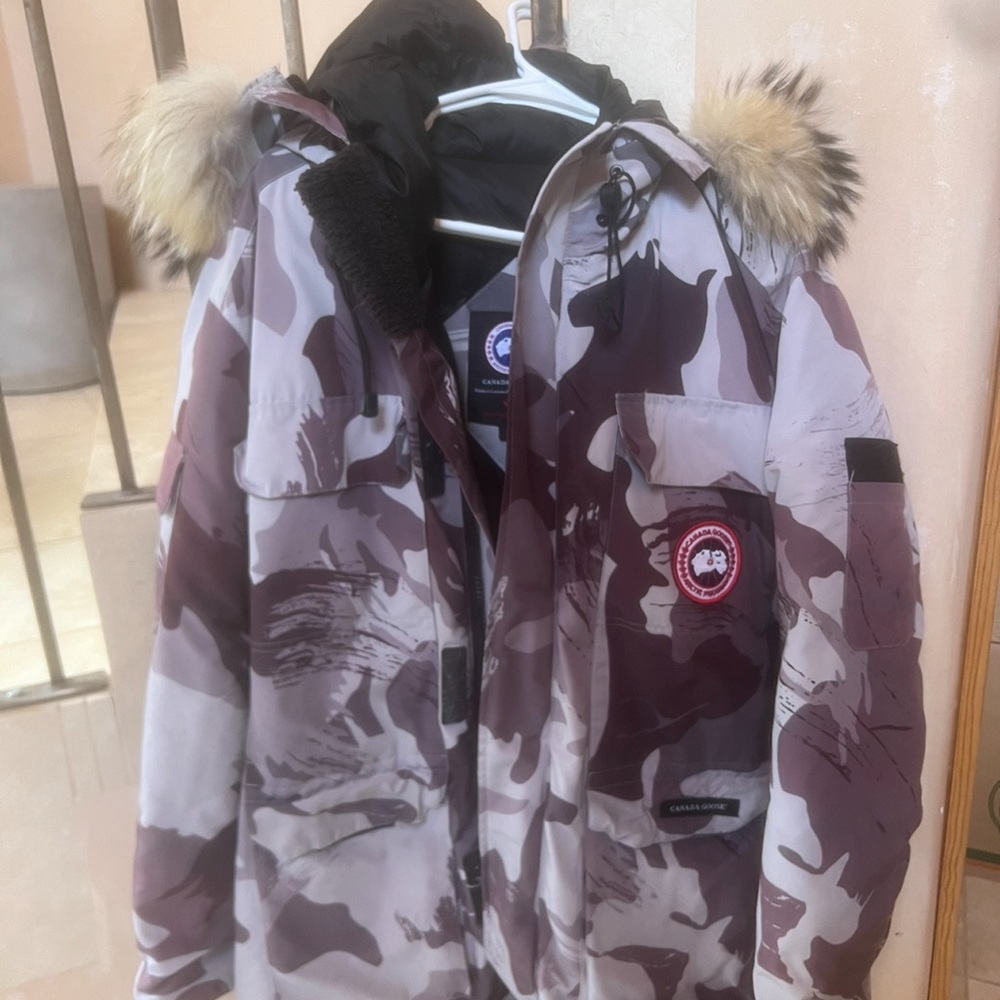 Canada Goose Limited Edition Grey Camo Parka (RARE)